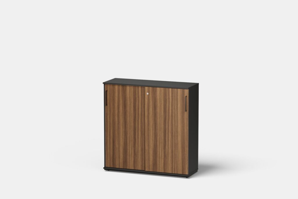 lükandustea pähkli ustega kapp