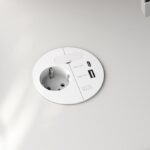 pistikupesa loop in charger valge